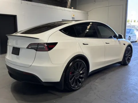 More photos of 2021 Tesla Model Y Performance at Premium Autos - Norco, CA