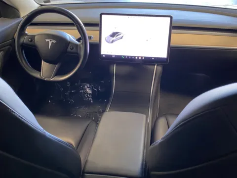 More photos of 2018 Tesla Model 3 Long Range at Premium Autos - Norco, CA