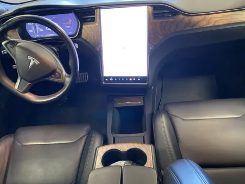 More photos of 2019 Tesla Model S at Premium Autos - Norco, CA