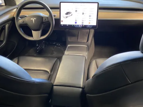 More photos of 2021 Tesla Model 3 Standard Range Plus at Premium Autos - Norco, CA