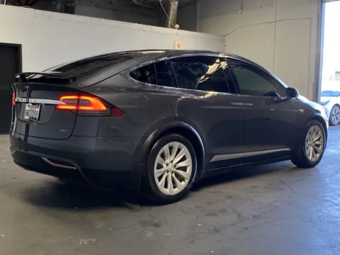 More photos of 2016 Tesla Model X 75D at Premium Autos - Norco, CA
