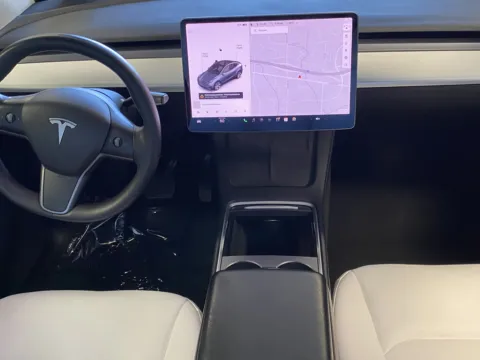 More photos of 2021 Tesla Model Y Long Range at Premium Autos - Norco, CA