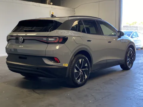 More photos of 2021 Volkswagen ID.4 Pro S at Premium Autos - Norco, CA