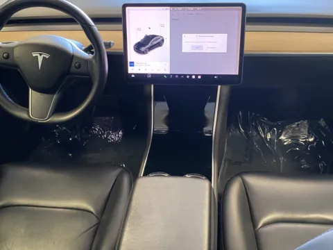 More photos of 2019 Tesla Model 3 at Premium Autos - Norco, CA