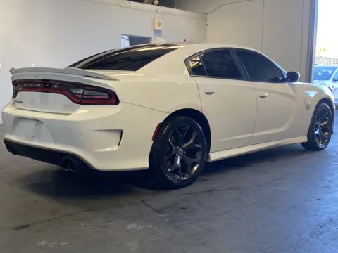 More photos of 2019 Dodge Charger R/T at Premium Autos - Norco, CA