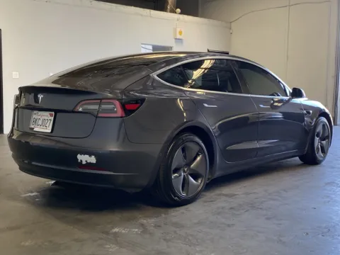 More photos of 2018 Tesla Model 3 at Premium Autos - Norco, CA