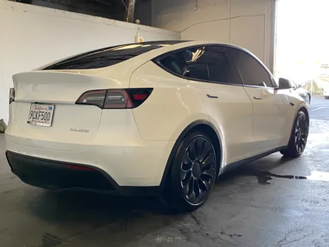 More photos of 2022 Tesla Model Y Performance at Premium Autos - Norco, CA