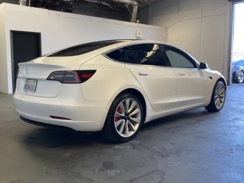 More photos of 2019 Tesla Model 3 at Premium Autos - Norco, CA