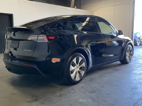 More photos of 2021 Tesla Model Y Long Range at Premium Autos - Norco, CA
