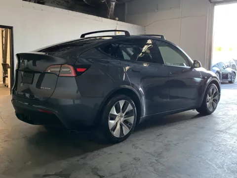 More photos of 2021 Tesla Model Y Long Range at Premium Autos - Norco, CA