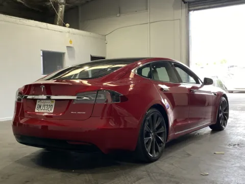 More photos of 2019 Tesla Model S at Premium Autos - Norco, CA