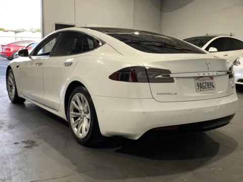 Photos of 2018 Tesla Model S 75D for sale in Norco, CA at Premium Autos - Norco