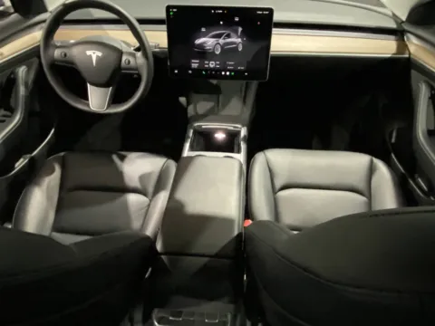 More photos of 2022 Tesla Model 3 at Premium Autos - Norco, CA