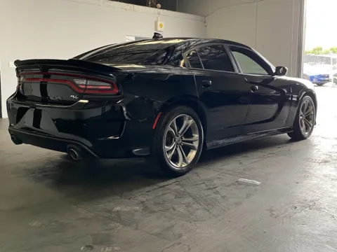 More photos of 2020 Dodge Charger R/T at Premium Autos - Norco, CA