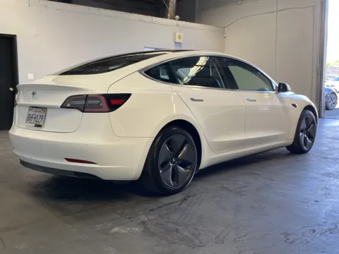 More photos of 2018 Tesla Model 3 MID RANGE at Premium Autos - Norco, CA