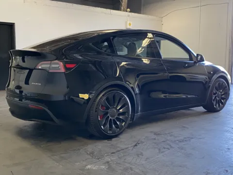 More photos of 2022 Tesla Model Y Performance at Premium Autos - Norco, CA