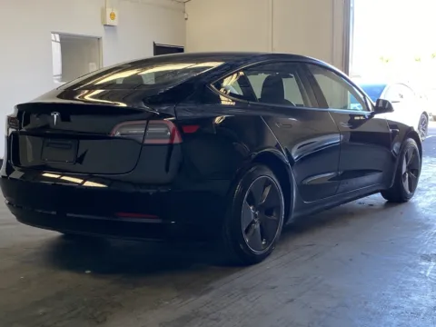 More photos of 2022 Tesla Model 3 at Premium Autos - Norco, CA