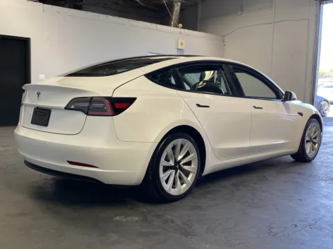 More photos of 2022 Tesla Model 3 at Premium Autos - Norco, CA