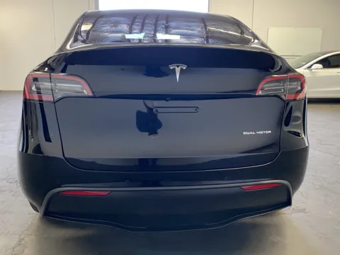 Another view of 2022 Tesla Model Y Long Range - 7 SEATER for sale in Norco, CA at Premium Autos - Norco
