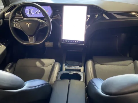 More photos of 2018 Tesla Model X 75D at Premium Autos - Norco, CA