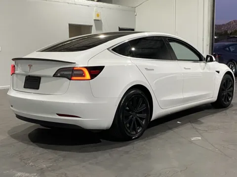 More photos of 2020 Tesla Model 3 at Premium Autos - Norco, CA