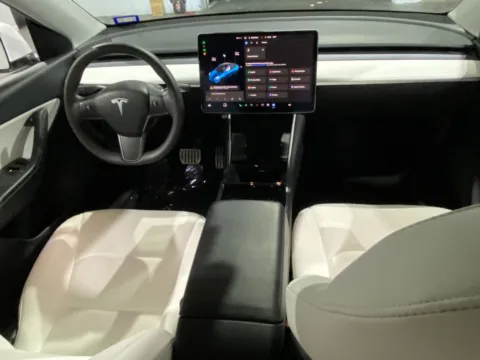 More photos of 2021 Tesla Model Y Performance at Premium Autos - Norco, CA