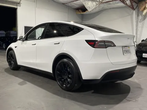Photos of 2021 Tesla Model Y Long Range for sale in Norco, CA at Premium Autos - Norco