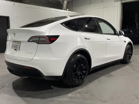More photos of 2021 Tesla Model Y Long Range at Premium Autos - Norco, CA