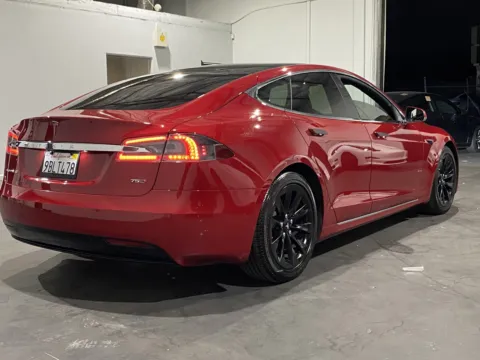 More photos of 2018 Tesla Model S at Premium Autos - Norco, CA