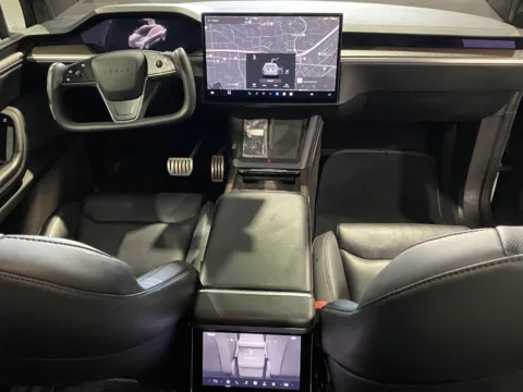 More photos of 2022 Tesla Model X at Premium Autos - Norco, CA