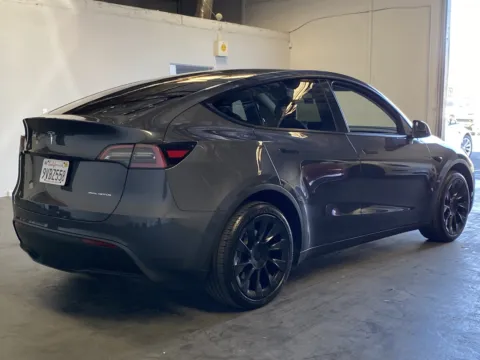 More photos of 2023 Tesla Model Y Long Range at Premium Autos - Norco, CA