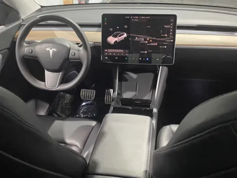 More photos of 2021 Tesla Model Y Performance at Premium Autos - Norco, CA