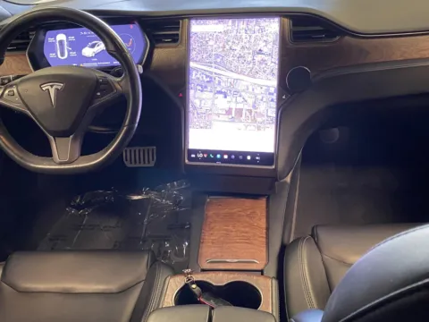More photos of 2021 Tesla Model S Long Range Plus at Premium Autos - Norco, CA