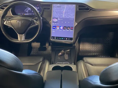 More photos of 2018 Tesla Model X at Premium Autos - Norco, CA