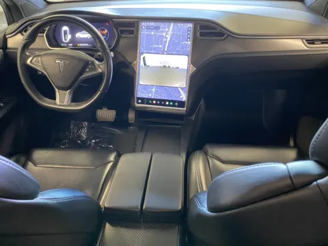 More photos of 2018 Tesla Model X 75D at Premium Autos - Norco, CA