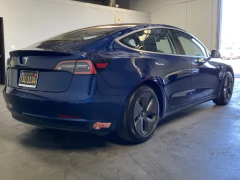 More photos of 2018 Tesla Model 3 LONG RANGE at Premium Autos - Norco, CA