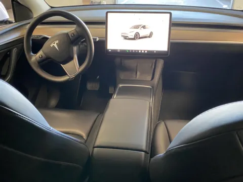 More photos of 2023 Tesla Model Y at Premium Autos - Norco, CA