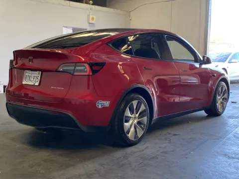 More photos of 2021 Tesla Model Y Long Range at Premium Autos - Norco, CA