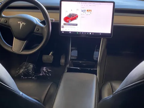 More photos of 2021 Tesla Model Y Long Range at Premium Autos - Norco, CA