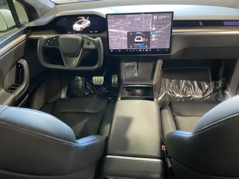 More photos of 2023 Tesla Model X at Premium Autos - Norco, CA