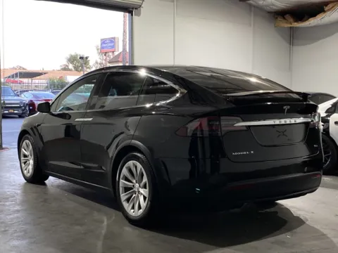 Photos of 2018 Tesla Model X 75D for sale in Norco, CA at Premium Autos - Norco