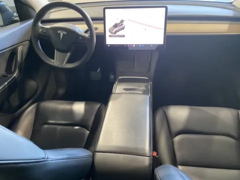 More photos of 2021 Tesla Model Y Long Range at Premium Autos - Norco, CA