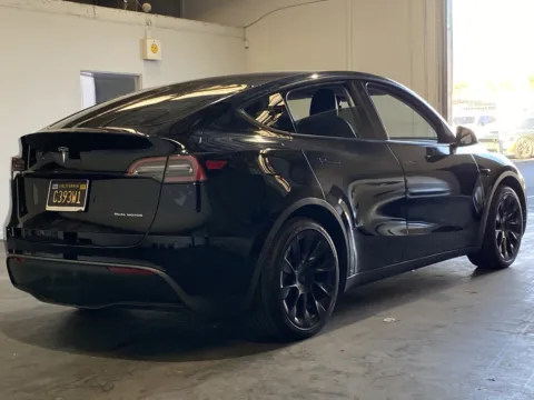 More photos of 2021 Tesla Model Y Long Range at Premium Autos - Norco, CA