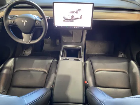 More photos of 2023 Tesla Model Y at Premium Autos - Norco, CA