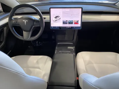 More photos of 2022 Tesla Model 3 at Premium Autos - Norco, CA