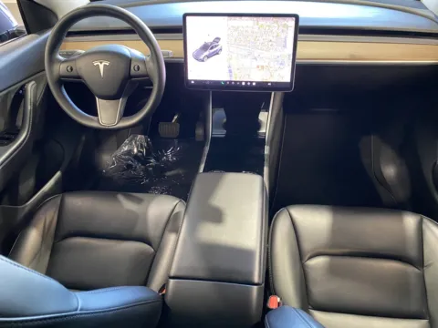 More photos of 2021 Tesla Model Y Long Range at Premium Autos - Norco, CA