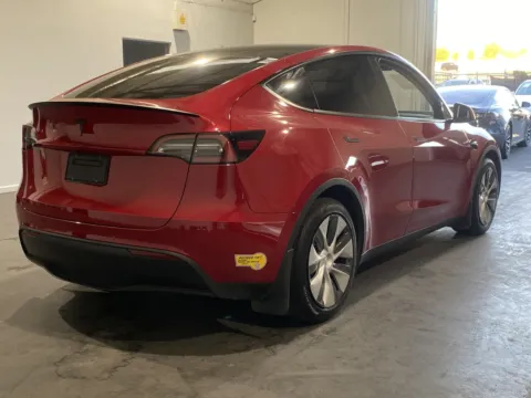 More photos of 2022 Tesla Model Y Long Range at Premium Autos - Norco, CA