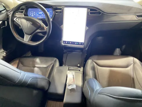 More photos of 2016 Tesla Model S at Premium Autos - Norco, CA