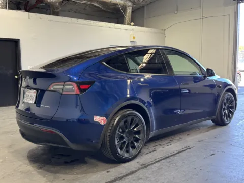 More photos of 2023 Tesla Model Y Long Range at Premium Autos - Norco, CA