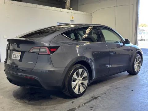 More photos of 2023 Tesla Model Y Long Range at Premium Autos - Norco, CA